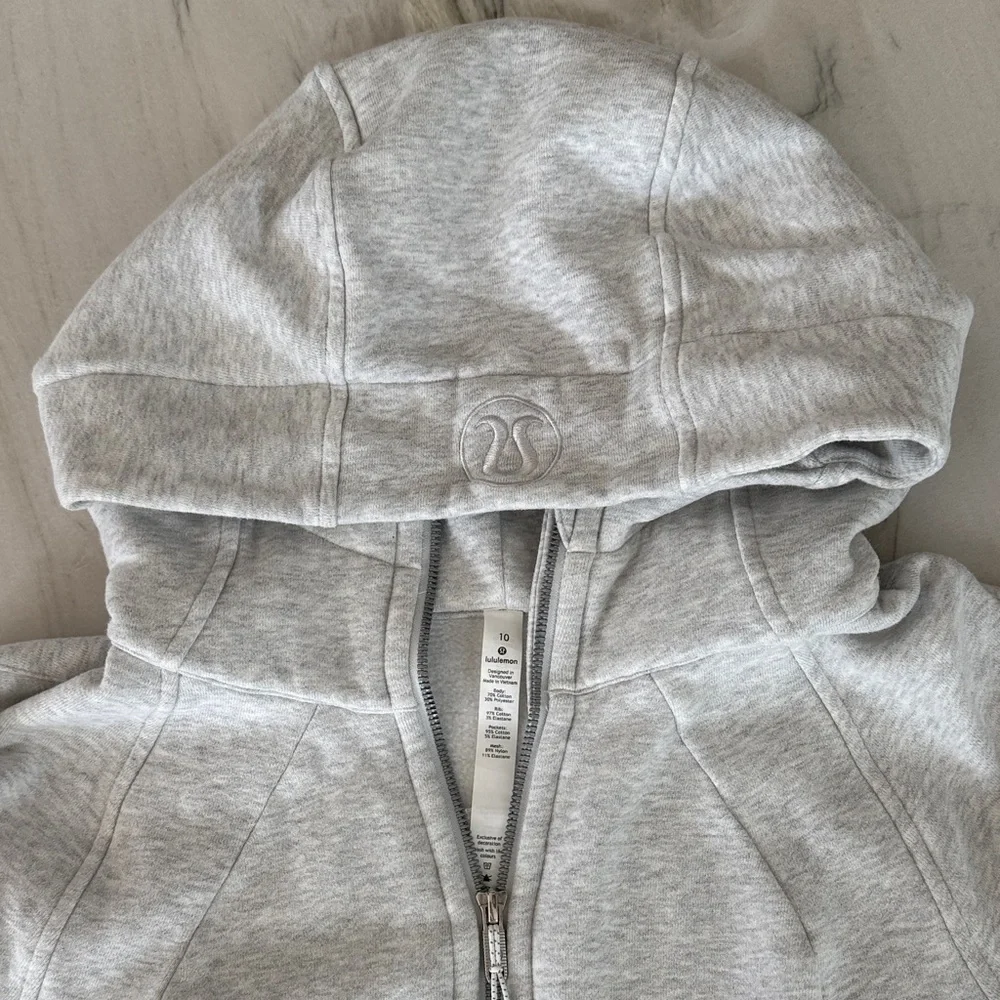 Lululemon Scuba Full-Zip Hoodie Heathered Core Ultra Light Gray Size 10 - Picture 4 of 4
